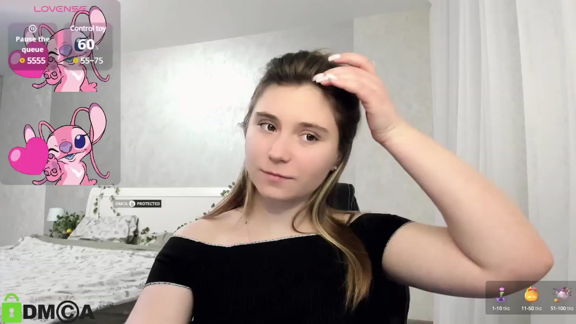 Gallery image thumbnail from MonicaaCute's myfreecams stream on, 01/24/2025, 18:48 image 15 of 20