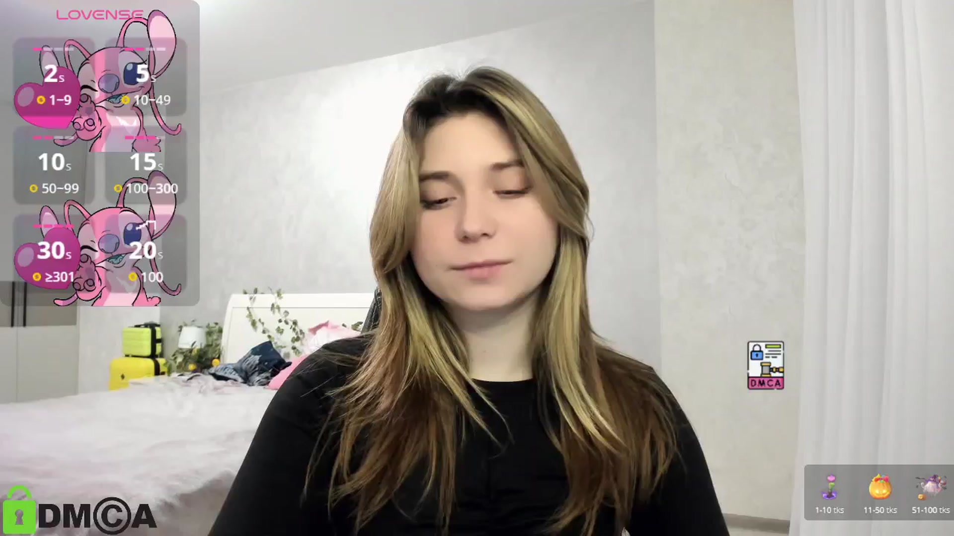Gallery image thumbnail from MonicaaCute's myfreecams stream on, 01/26/2025, 17:41 image 16 of 20