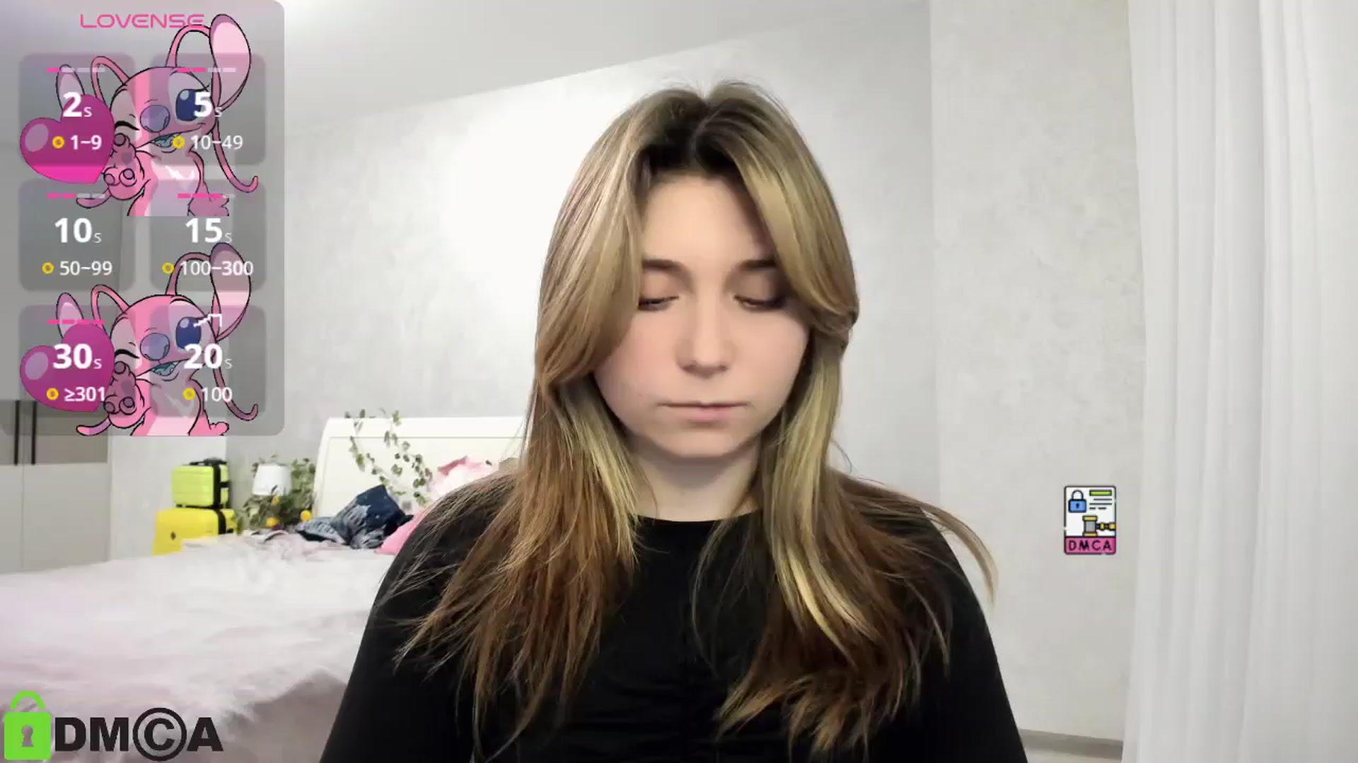 Gallery image thumbnail from MonicaaCute's myfreecams stream on, 01/26/2025, 17:41 image 13 of 20