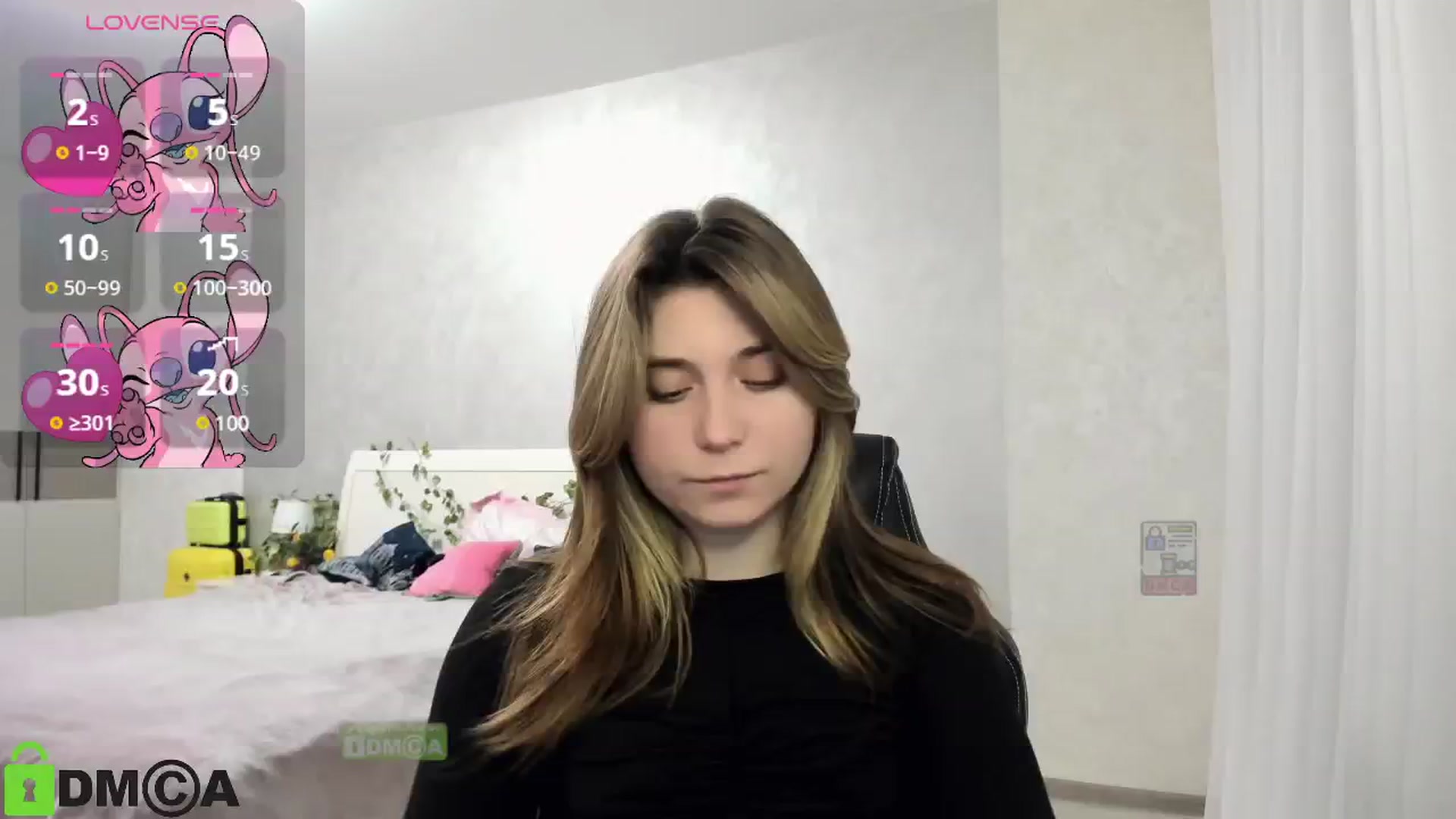 Gallery image thumbnail from MonicaaCute's myfreecams stream on, 01/26/2025, 17:41 image 10 of 20