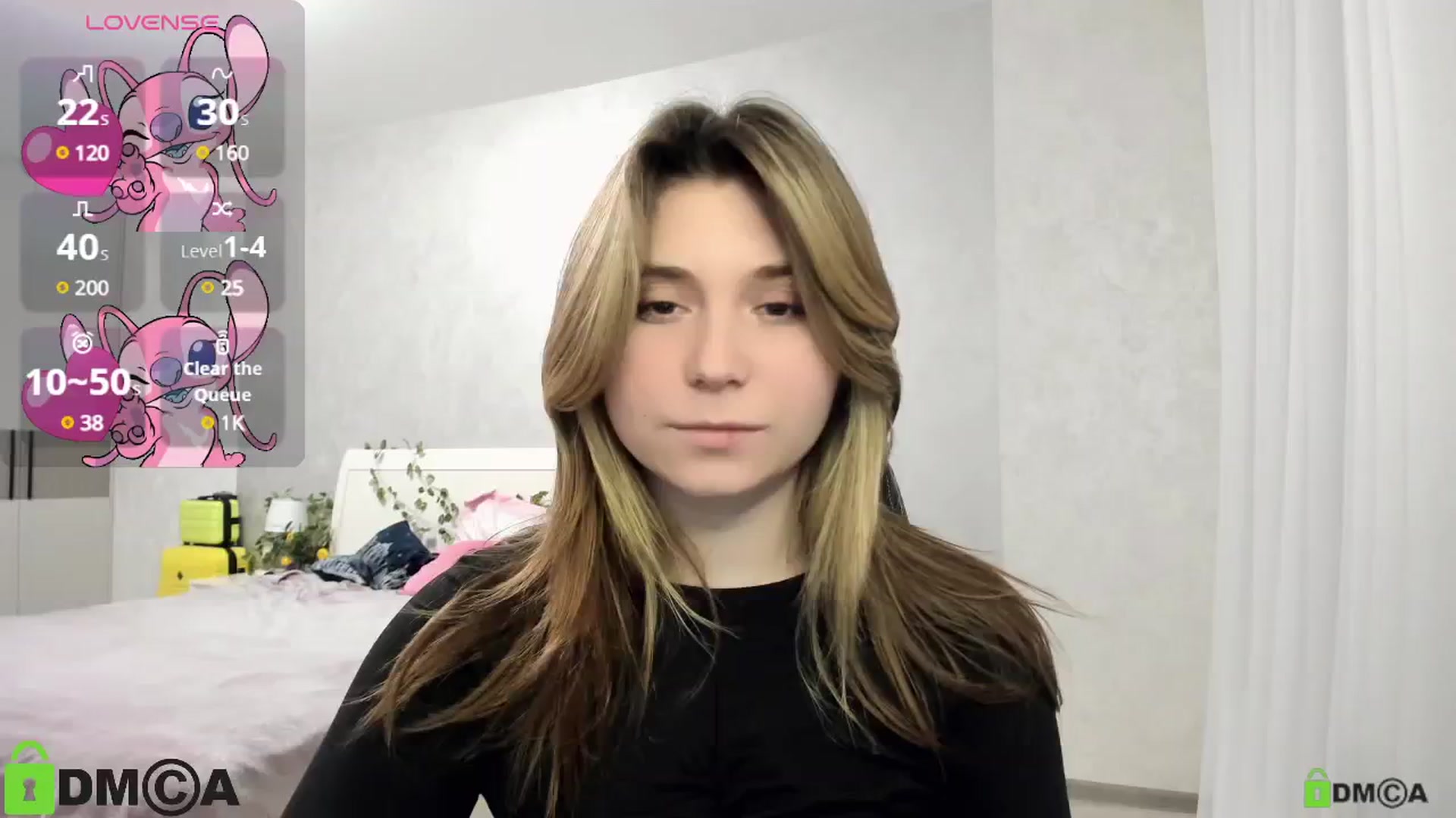 Gallery image thumbnail from MonicaaCute's myfreecams stream on, 01/26/2025, 17:41 image 5 of 20