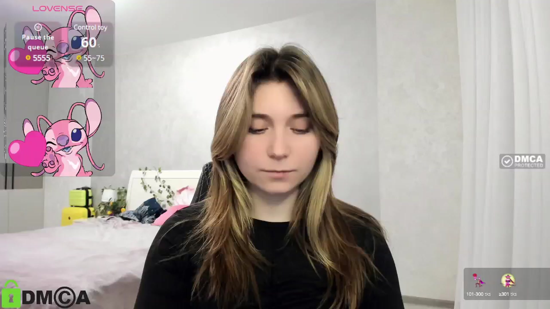 Gallery image thumbnail from MonicaaCute's myfreecams stream on, 01/26/2025, 19:02 image 6 of 20