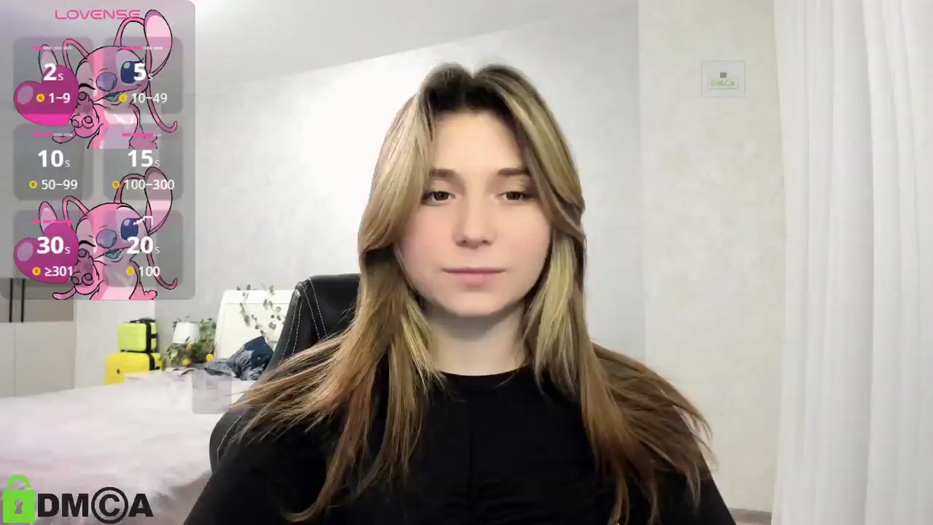 Gallery image thumbnail from MonicaaCute's myfreecams stream on, 01/26/2025, 19:02 image 13 of 20