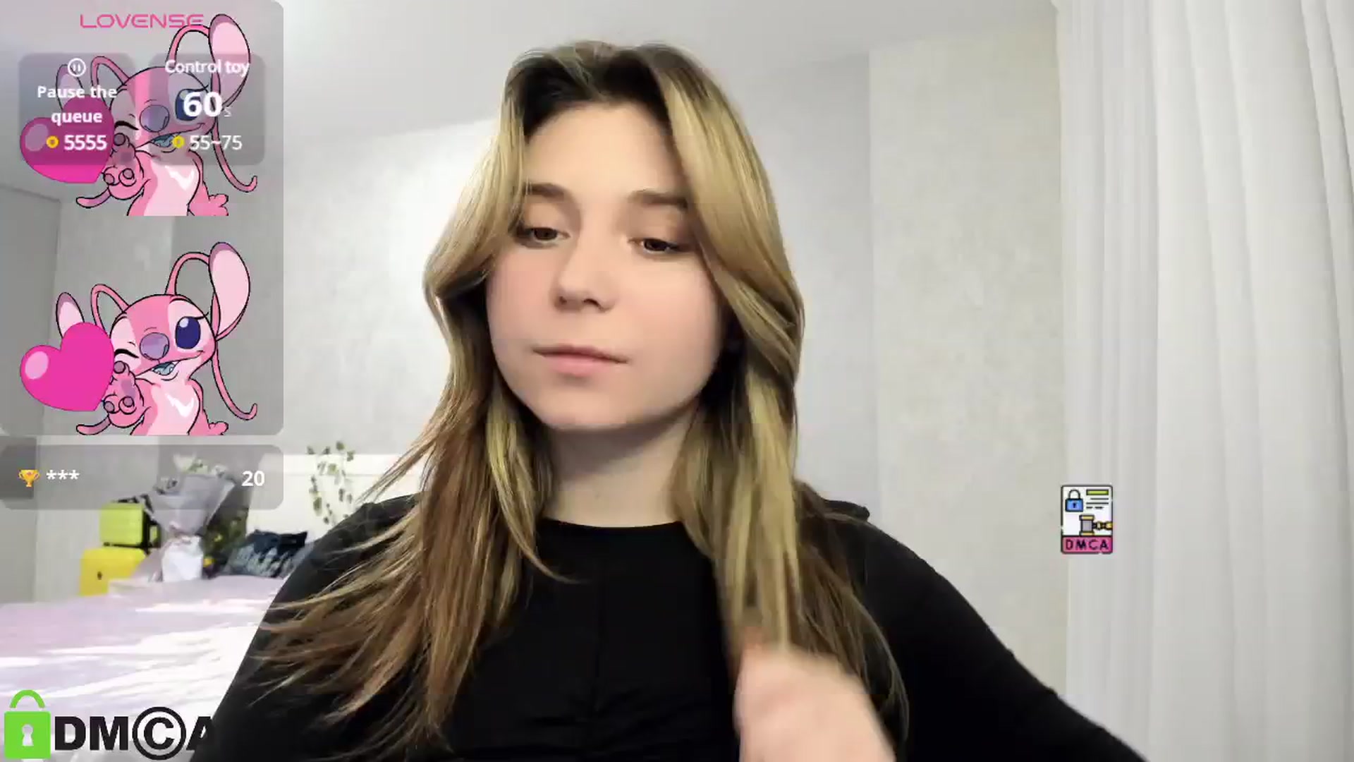 Gallery image thumbnail from MonicaaCute's myfreecams stream on, 01/29/2025, 17:23 image 12 of 20