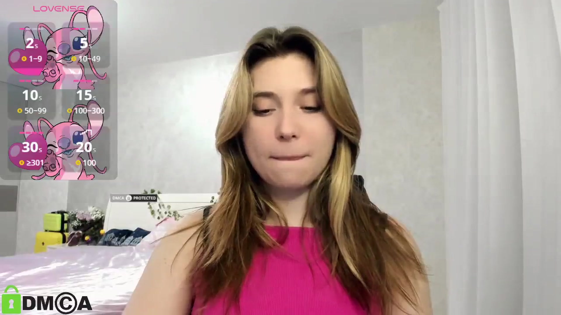 Gallery image thumbnail from MonicaaCute's myfreecams stream on, 01/30/2025, 18:51 image 5 of 20