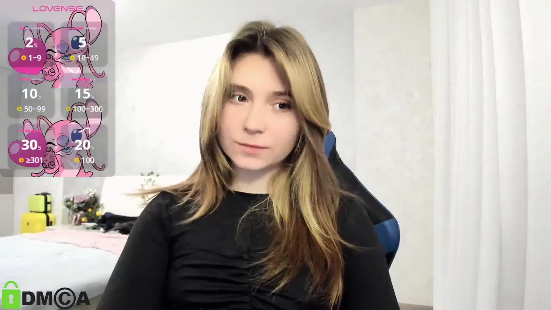 Gallery image thumbnail from MonicaaCute's myfreecams stream on, 02/02/2025, 17:25 image 16 of 20