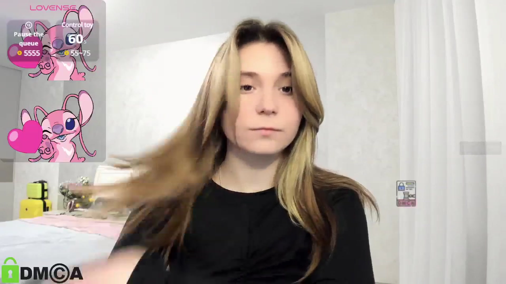 Gallery image thumbnail from MonicaaCute's myfreecams stream on, 02/02/2025, 19:36 image 15 of 20