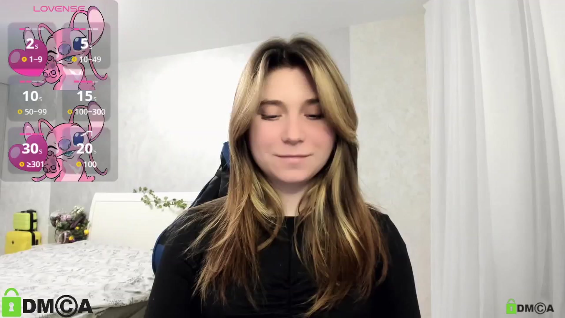 Gallery image thumbnail from MonicaaCute's myfreecams stream on, 02/05/2025, 19:05 image 18 of 20