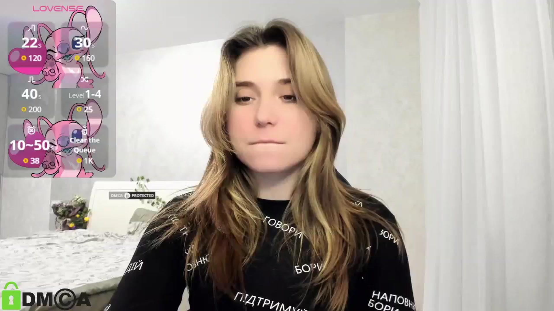 Gallery image thumbnail from MonicaaCute's myfreecams stream on, 02/11/2025, 18:11 image 13 of 20