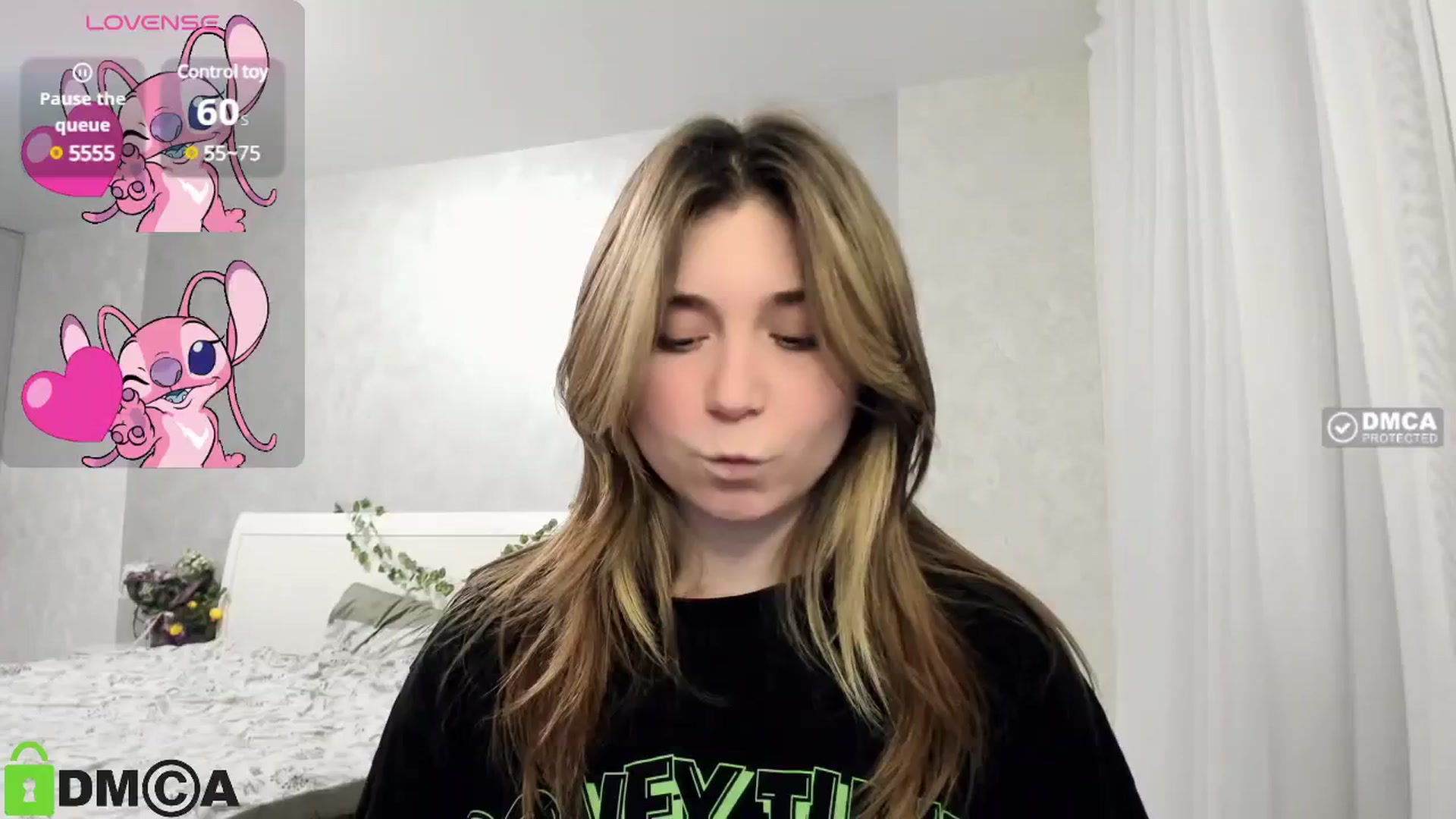 Gallery image thumbnail from MonicaaCute's myfreecams stream on, 02/15/2025, 17:25 image 3 of 20