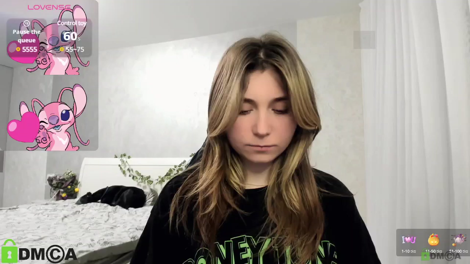 Gallery image thumbnail from MonicaaCute's myfreecams stream on, 02/15/2025, 19:06 image 4 of 20