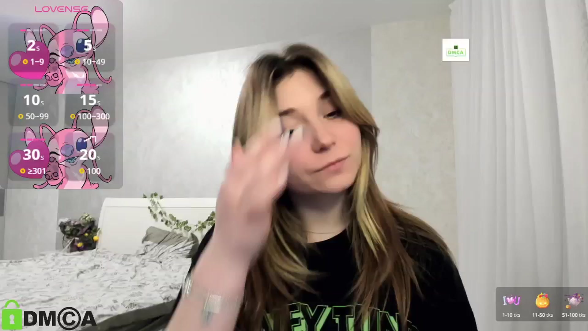 Gallery image thumbnail from MonicaaCute's myfreecams stream on, 02/15/2025, 19:06 image 17 of 20