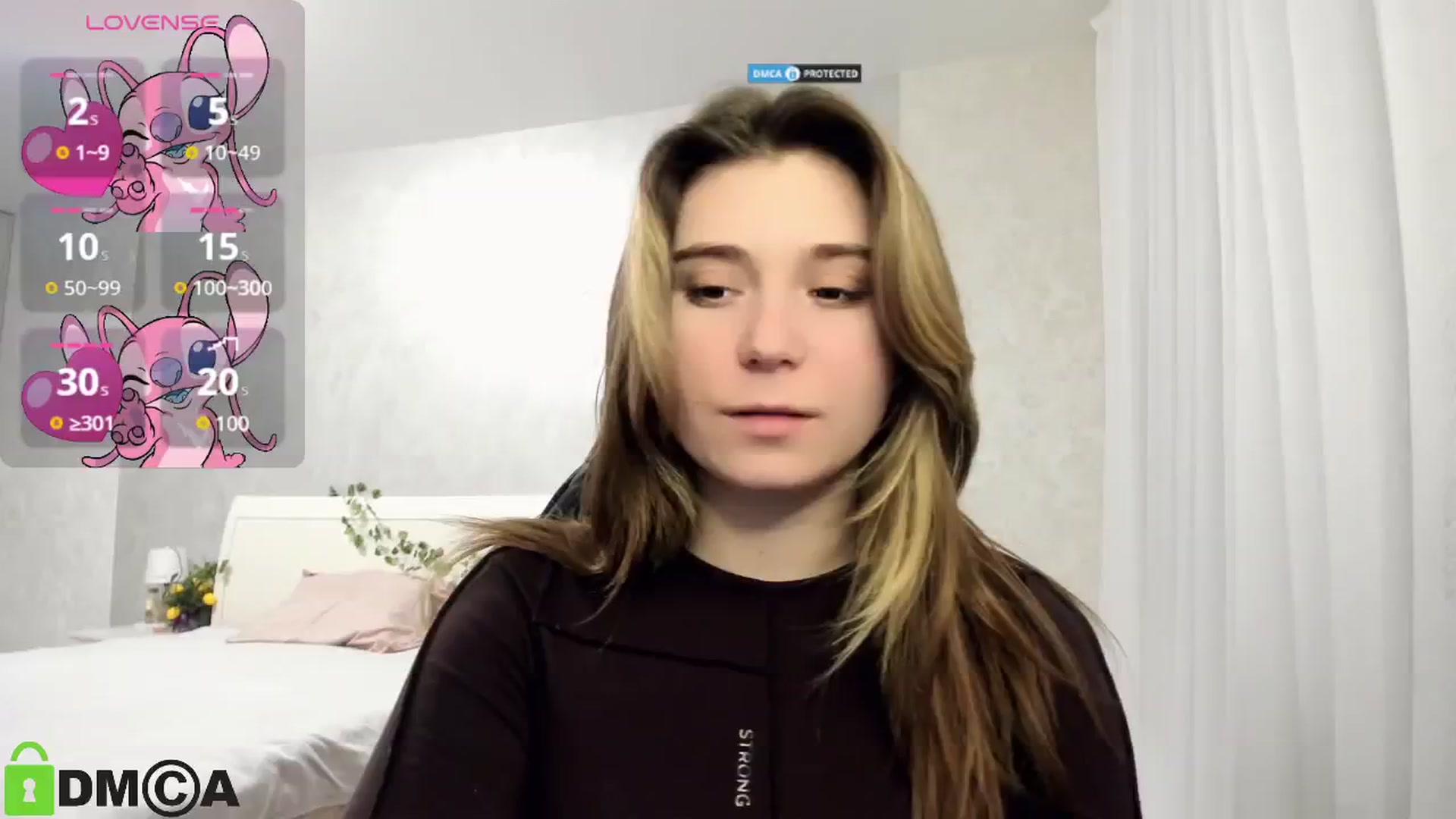 Gallery image thumbnail from MonicaaCute's myfreecams stream on, 02/17/2025, 18:13 image 17 of 20