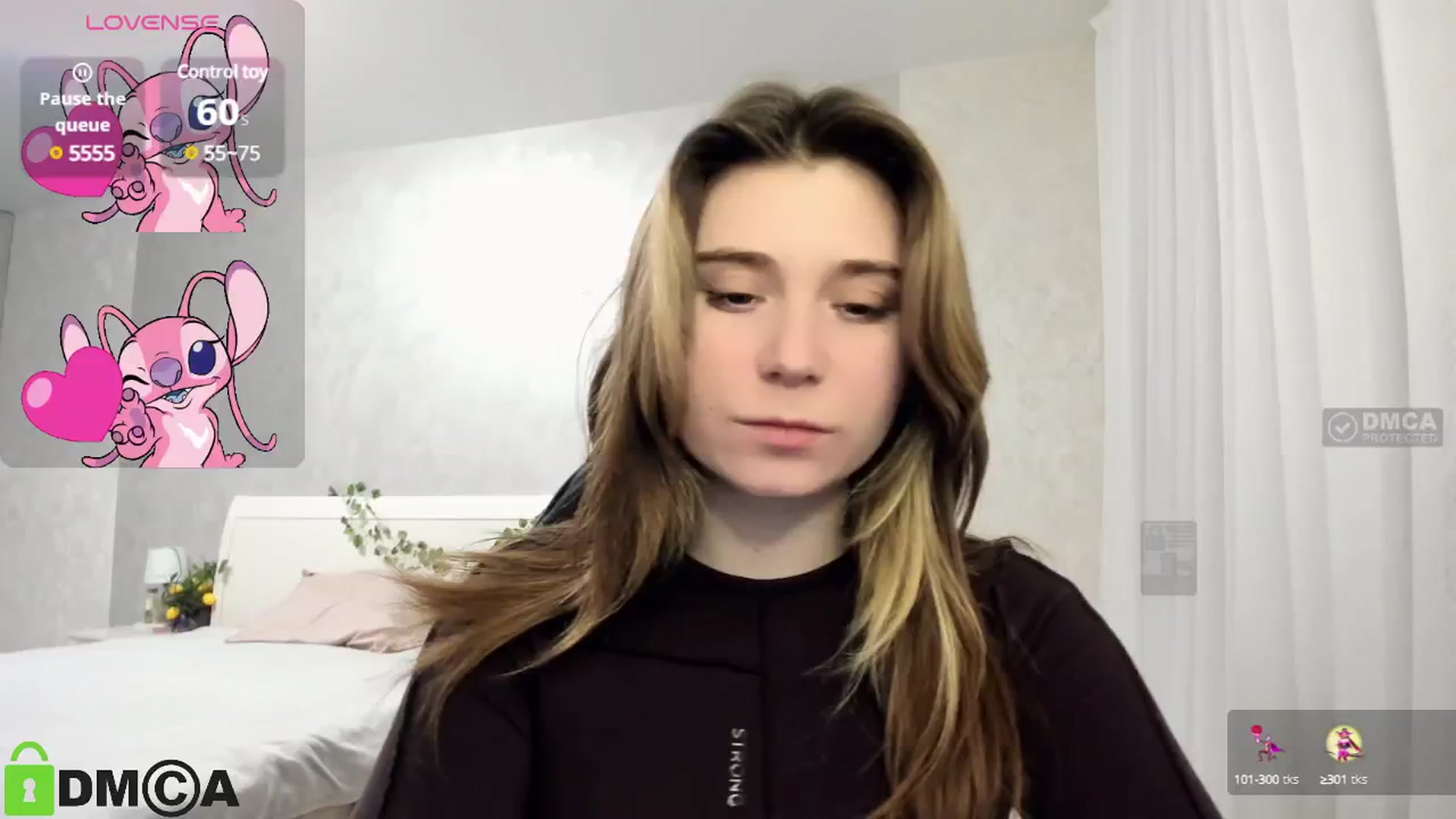 Gallery image thumbnail from MonicaaCute's myfreecams stream on, 02/17/2025, 18:13 image 16 of 20