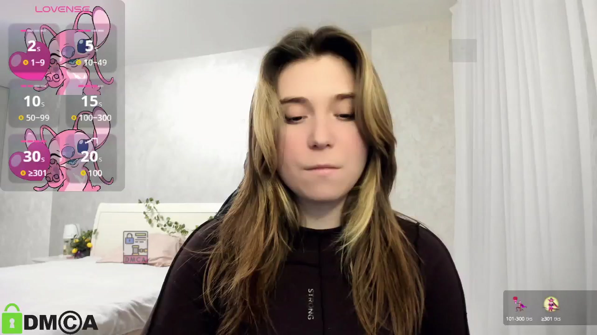 Gallery image thumbnail from MonicaaCute's myfreecams stream on, 02/17/2025, 19:06 image 19 of 20