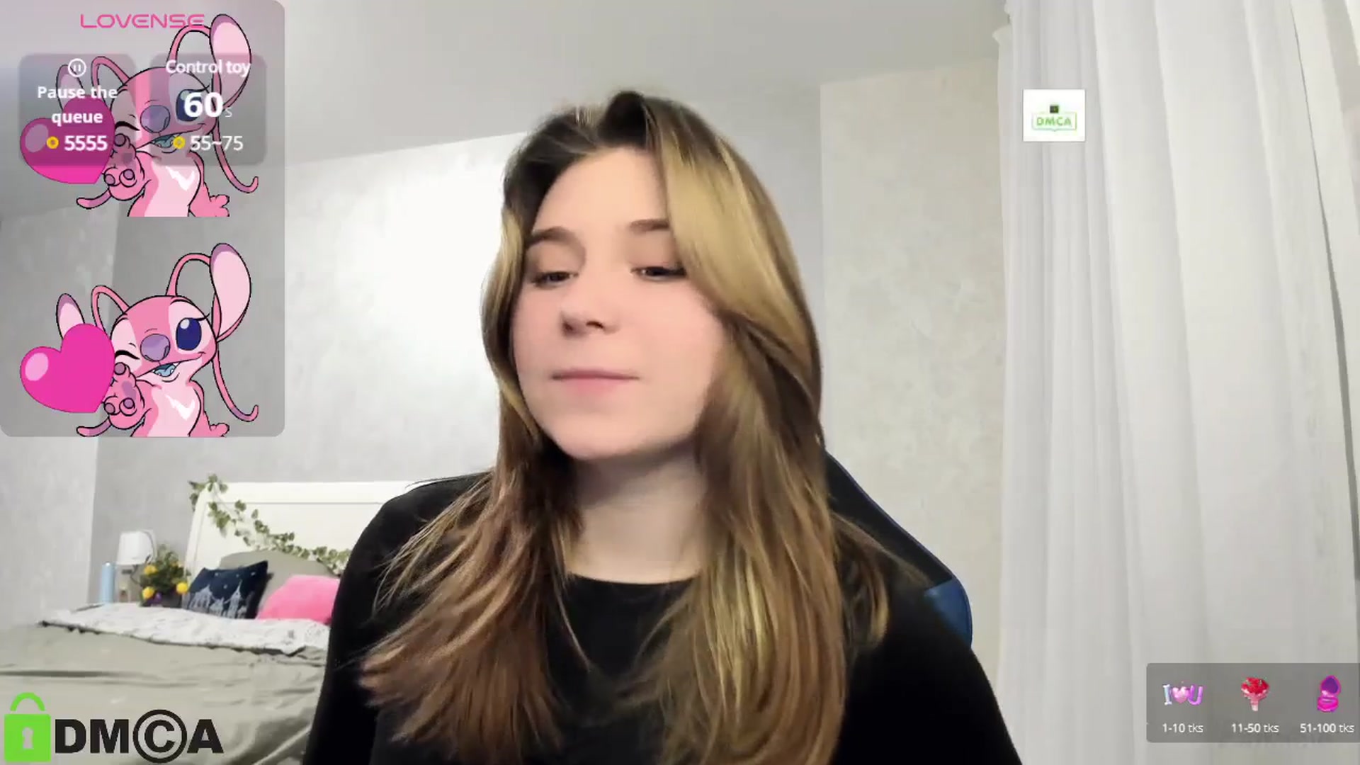 Gallery image thumbnail from MonicaaCute's myfreecams stream on, 03/06/2025, 19:01 image 12 of 20