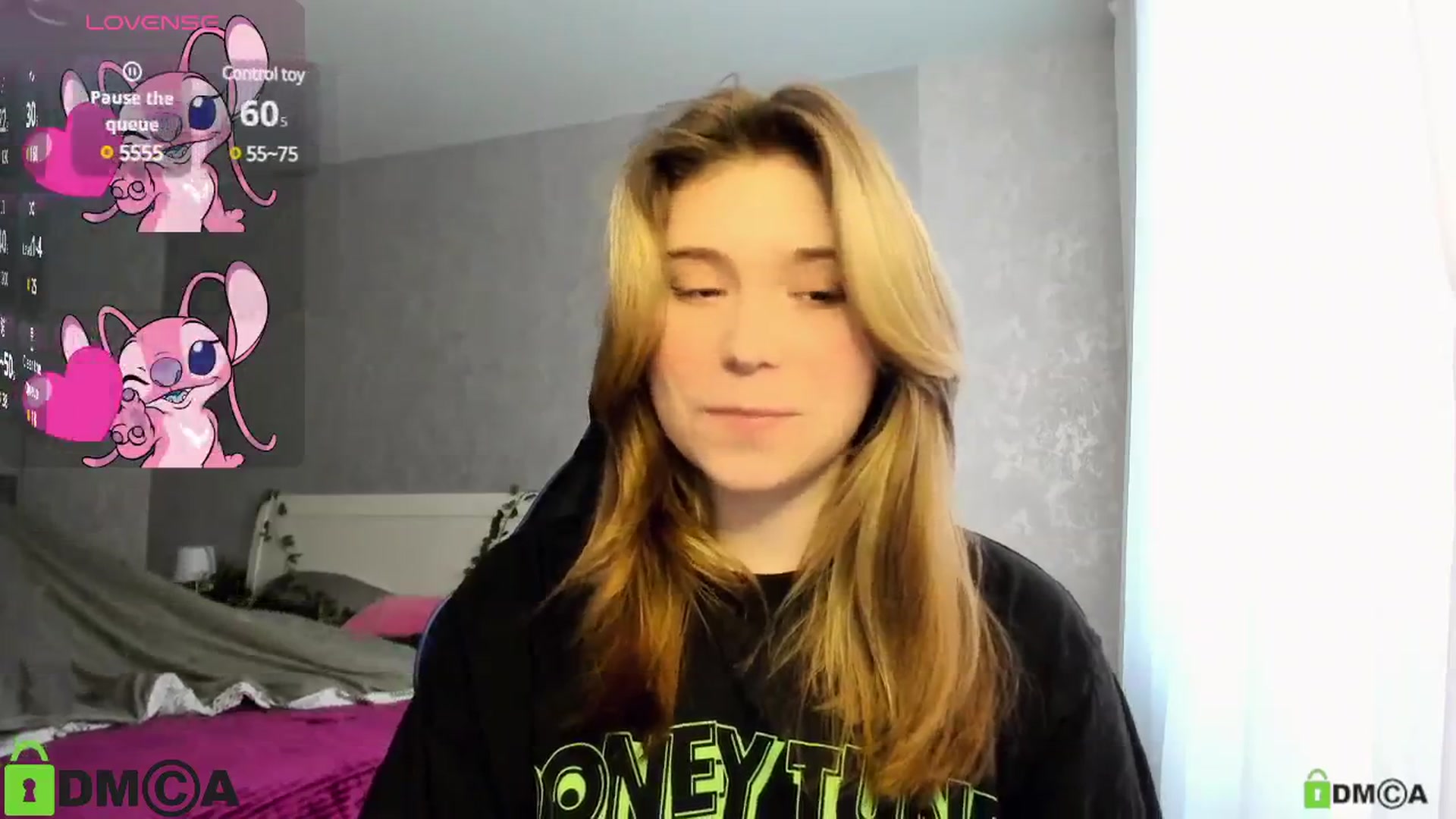 Gallery image thumbnail from MonicaaCute's myfreecams stream on, 03/10/2025, 15:36 image 5 of 20