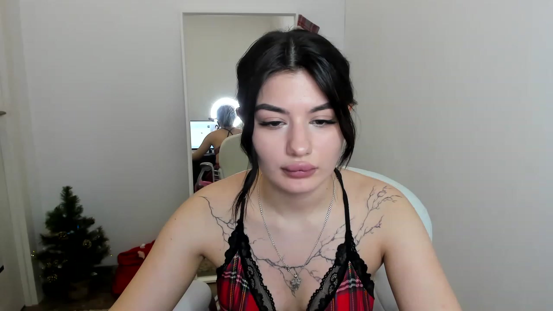 Gallery image thumbnail from MonicaaX's myfreecams stream on, 01/08/2023, 07:54 image 12 of 20