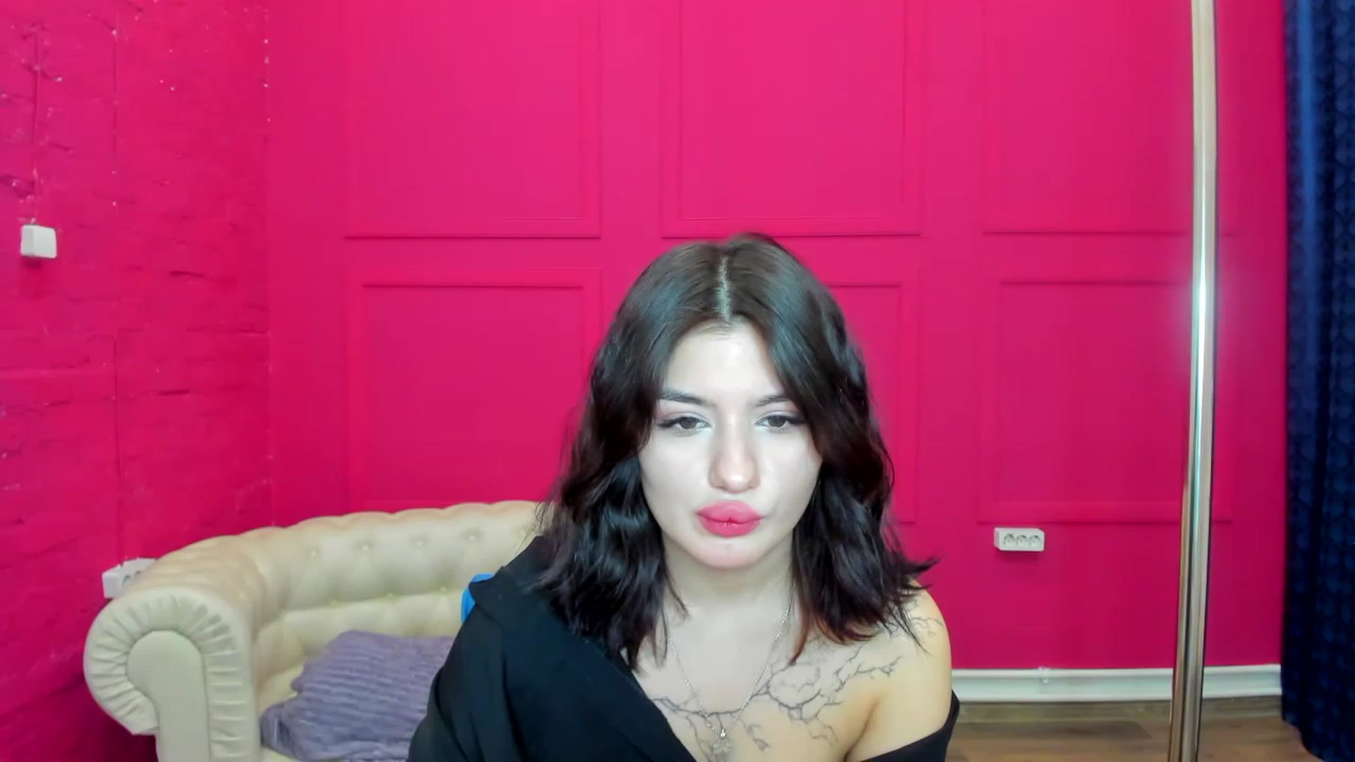 Gallery image thumbnail from MonicaaX's myfreecams stream on, 01/23/2023, 04:51 image 8 of 20