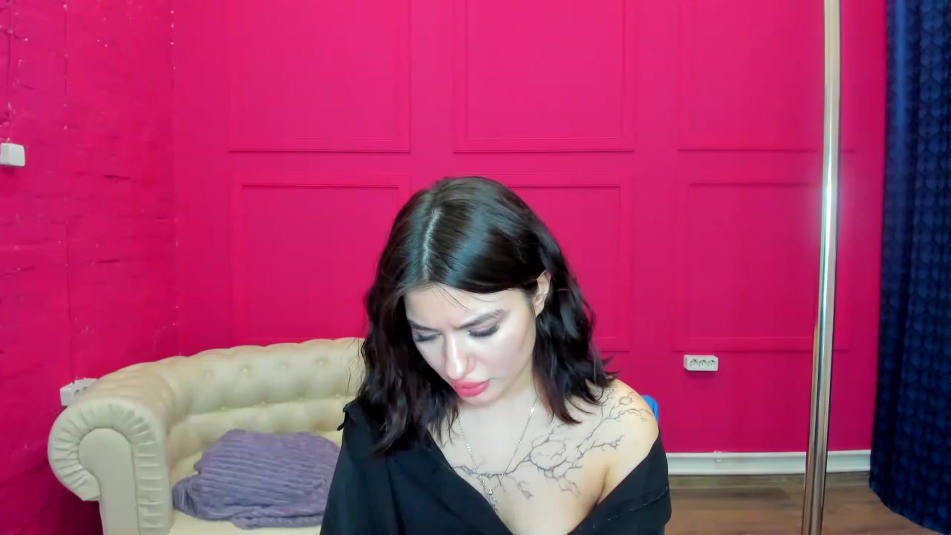 Gallery image thumbnail from MonicaaX's myfreecams stream on, 01/23/2023, 05:41 image 14 of 20