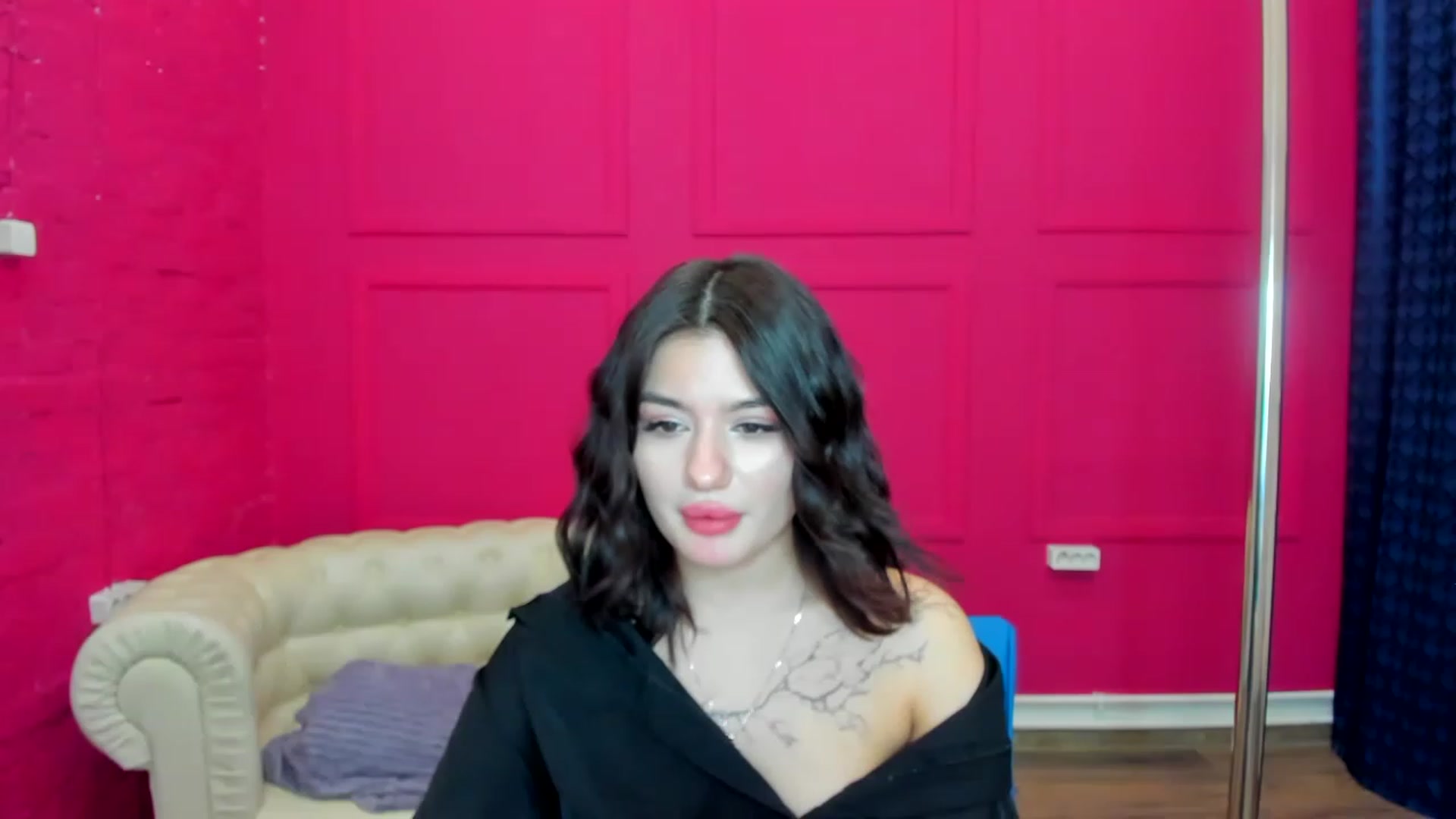 Gallery image thumbnail from MonicaaX's myfreecams stream on, 01/23/2023, 05:41 image 5 of 20
