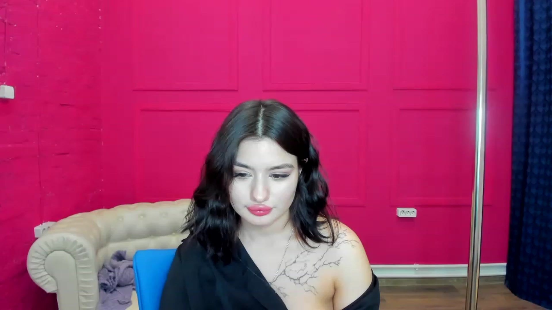 Gallery image thumbnail from MonicaaX's myfreecams stream on, 01/23/2023, 07:40 image 11 of 20