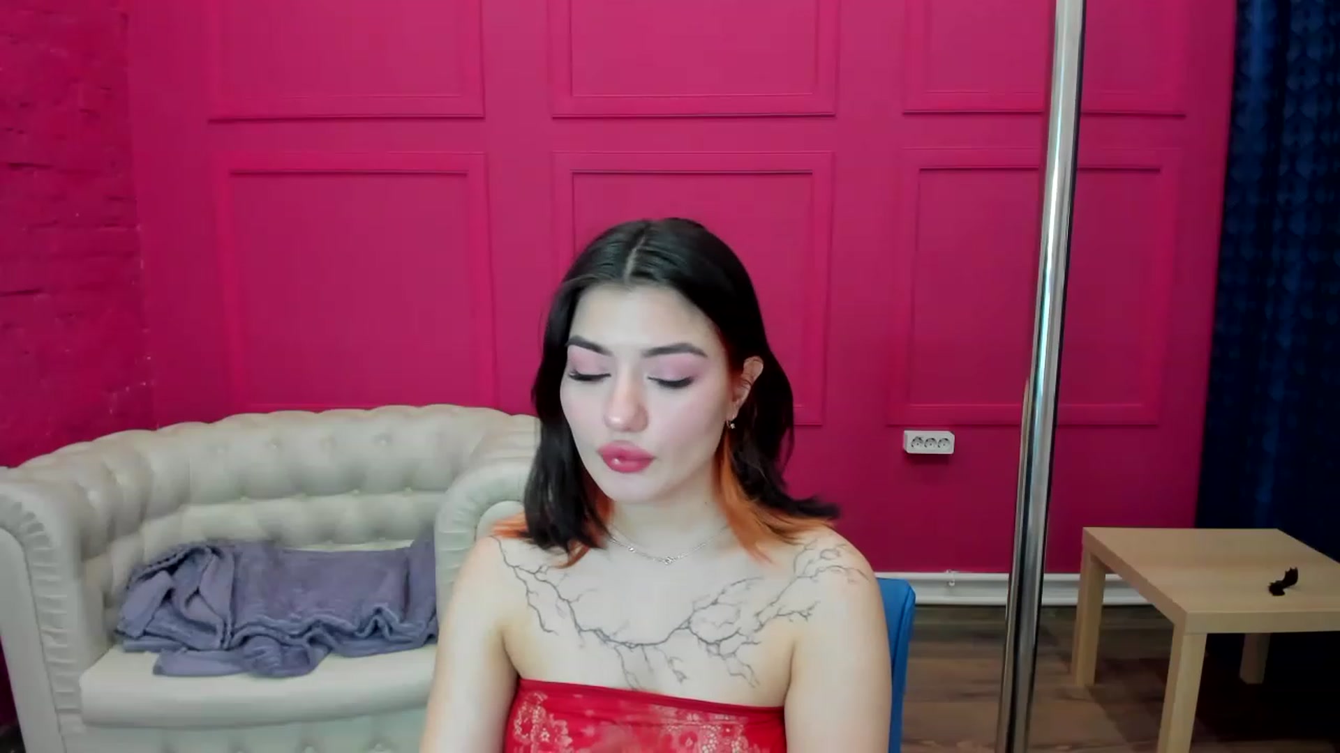 Gallery image thumbnail from MonicaaX's myfreecams stream on, 02/02/2023, 04:15 image 12 of 20