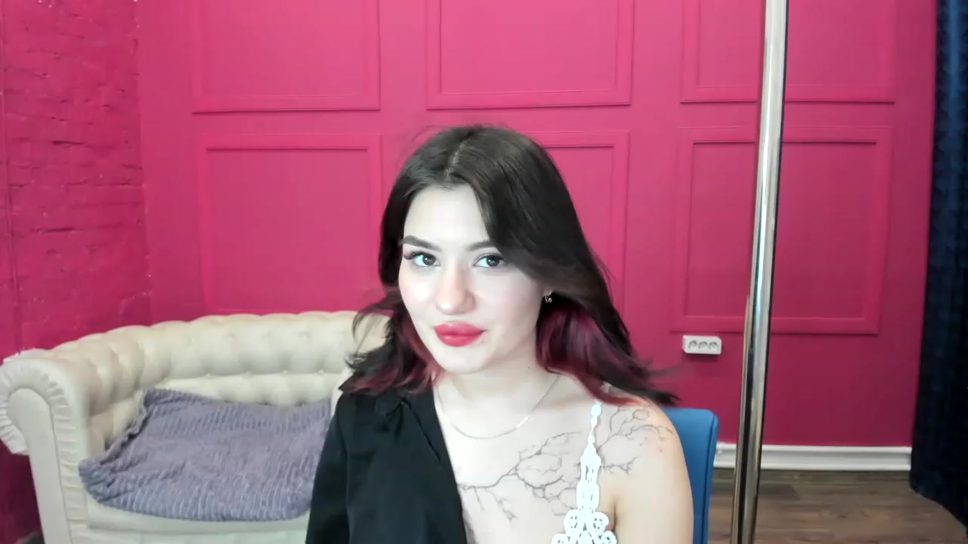 Gallery image thumbnail from MonicaaX's myfreecams stream on, 02/16/2023, 08:28 image 20 of 20