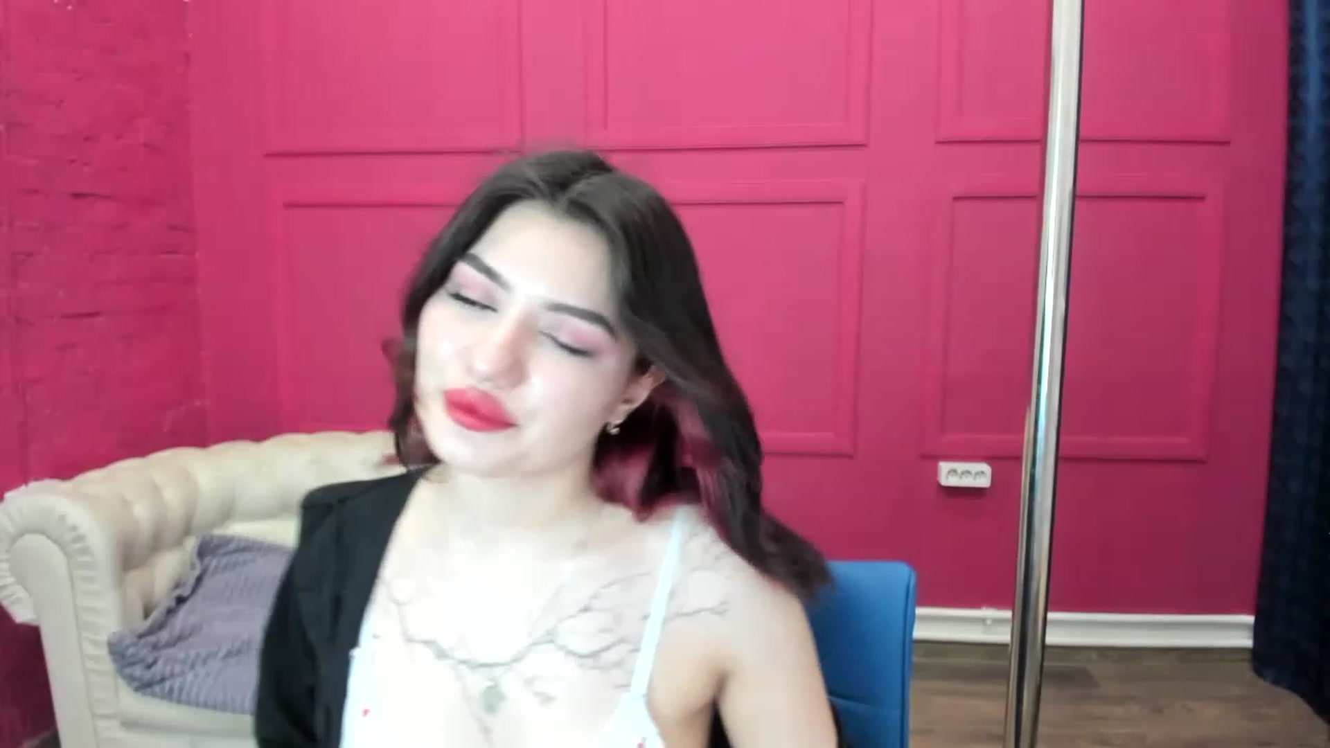 Gallery image thumbnail from MonicaaX's myfreecams stream on, 02/16/2023, 09:09 image 7 of 20