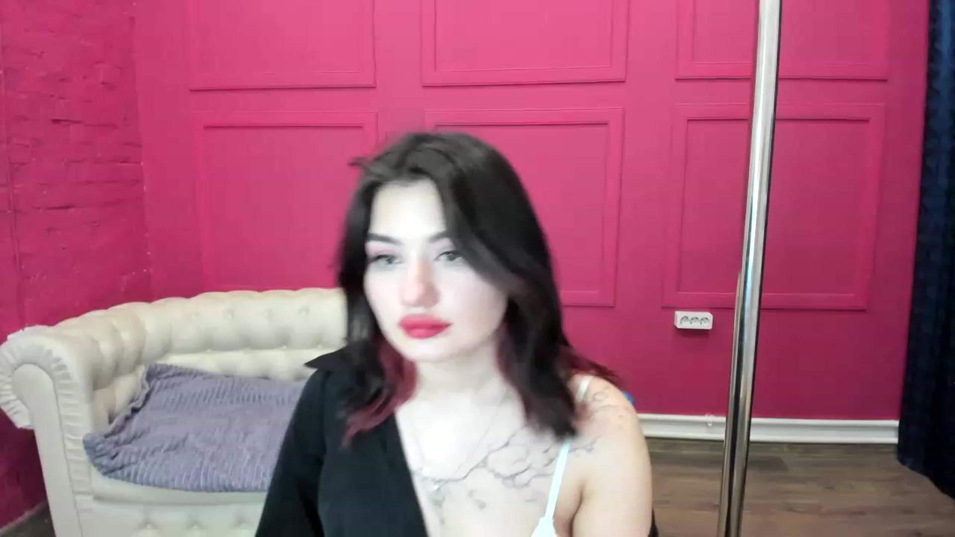 Gallery image thumbnail from MonicaaX's myfreecams stream on, 02/16/2023, 10:18 image 5 of 20