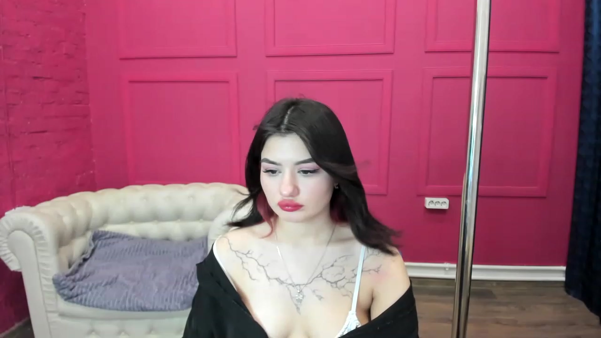 Gallery image thumbnail from MonicaaX's myfreecams stream on, 02/16/2023, 11:02 image 18 of 20