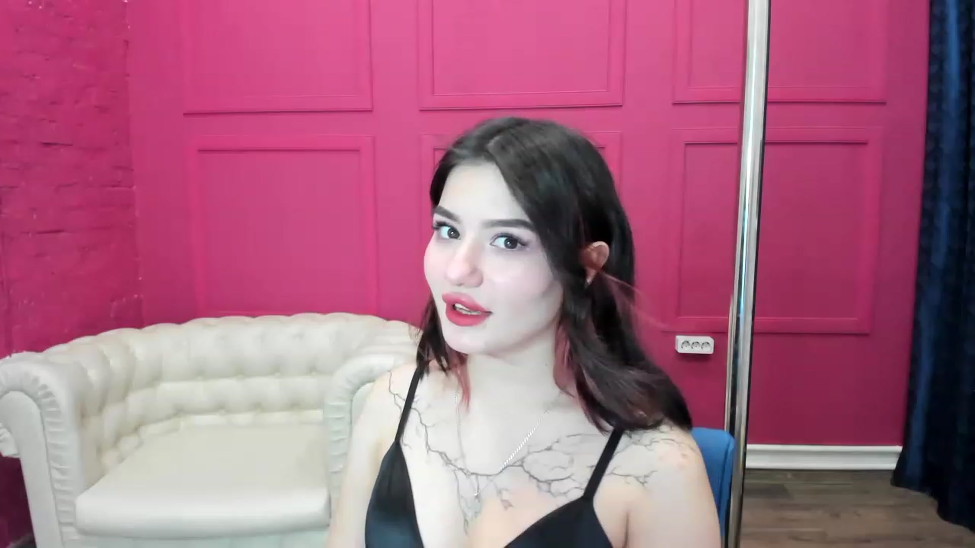 Gallery image thumbnail from MonicaaX's myfreecams stream on, 02/18/2023, 14:13 image 7 of 20