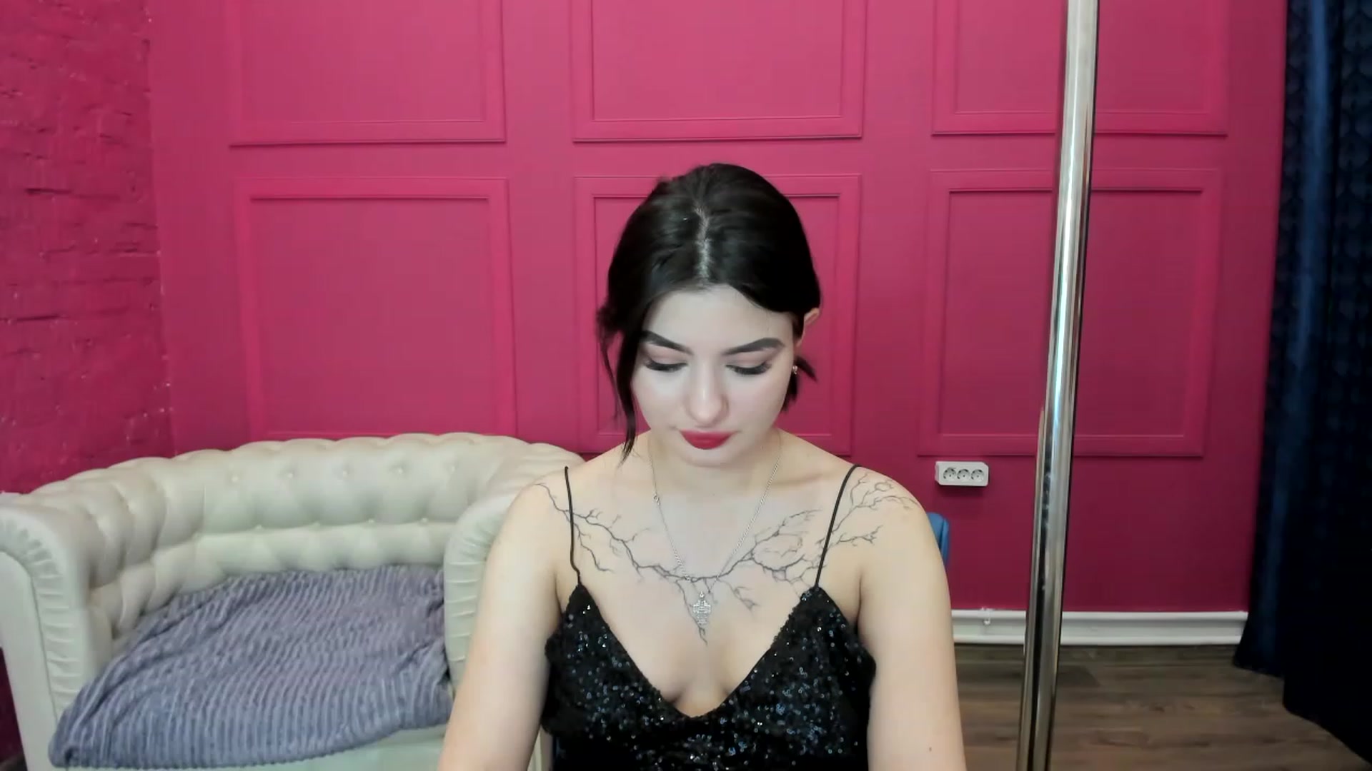 Gallery image thumbnail from MonicaaX's myfreecams stream on, 02/20/2023, 02:57 image 17 of 20