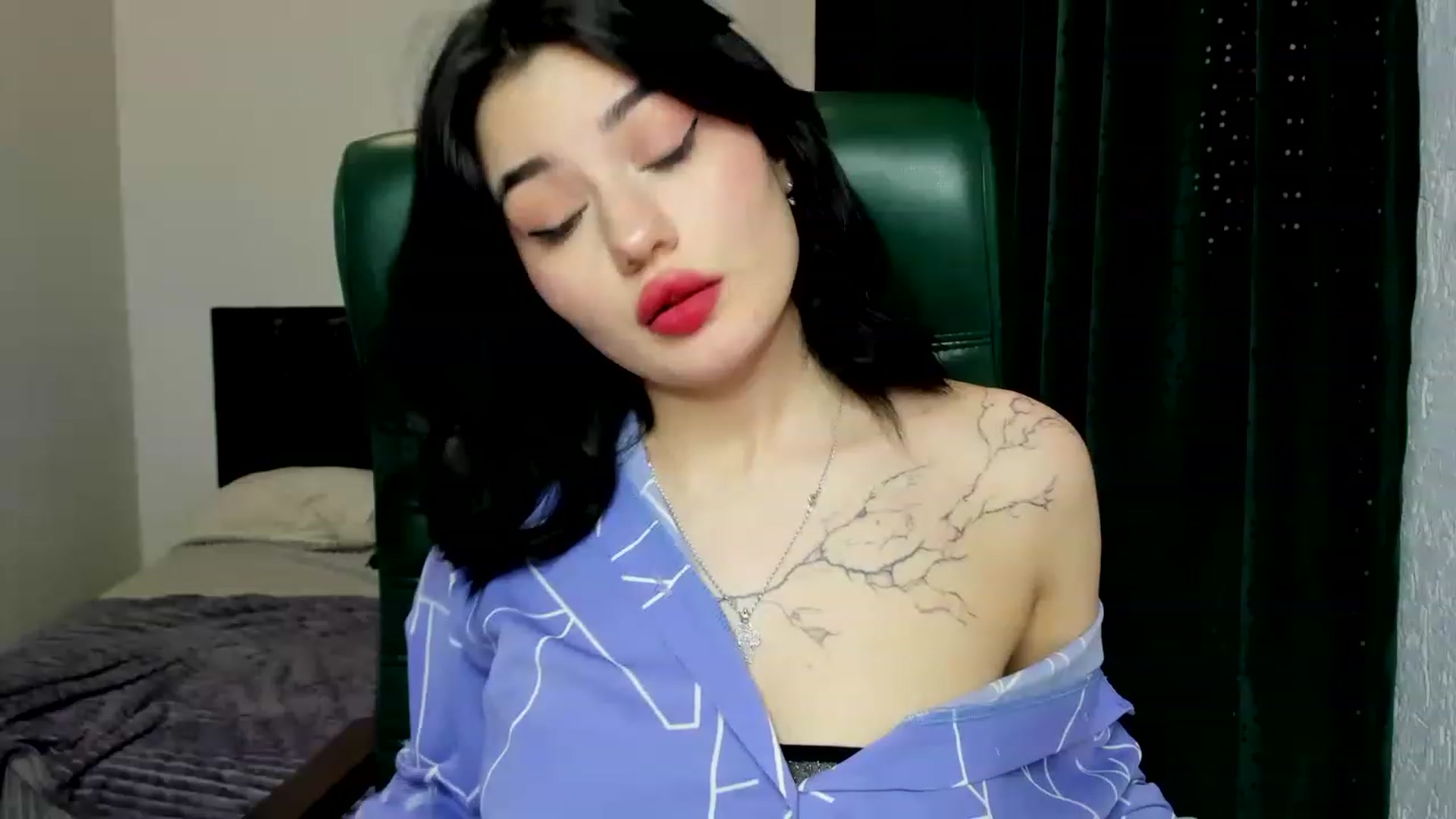 Gallery image thumbnail from MonicaaX's myfreecams stream on, 02/27/2023, 07:20 image 8 of 20