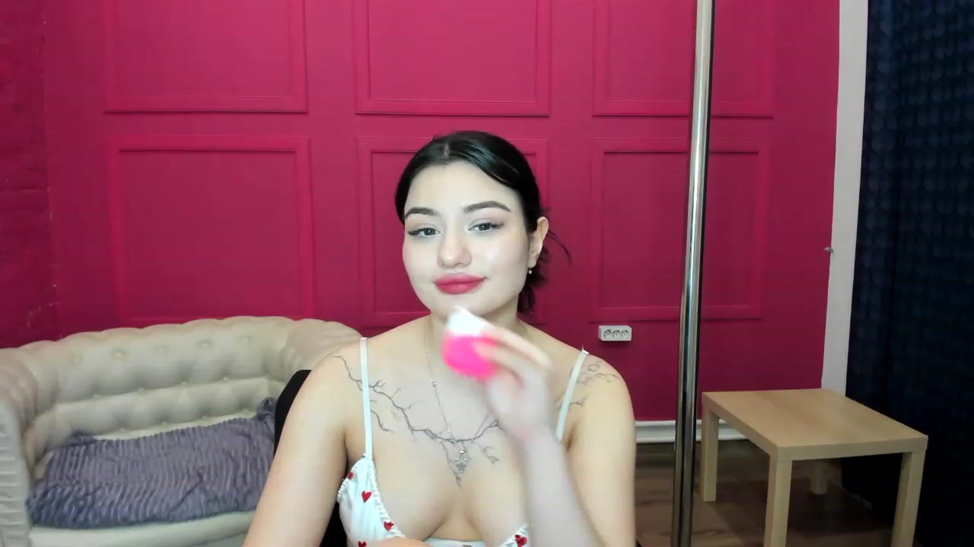 Gallery image thumbnail from MonicaaX's myfreecams stream on, 03/08/2023, 07:12 image 3 of 20