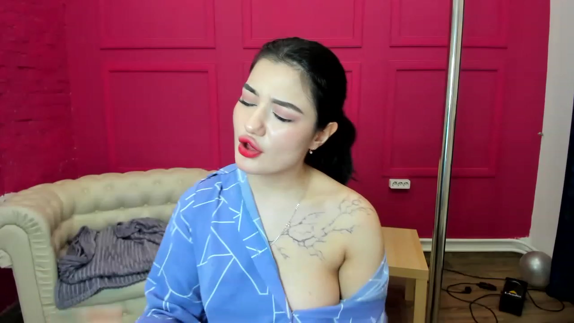 Gallery image thumbnail from MonicaaX's myfreecams stream on, 03/13/2023, 04:52 image 19 of 20