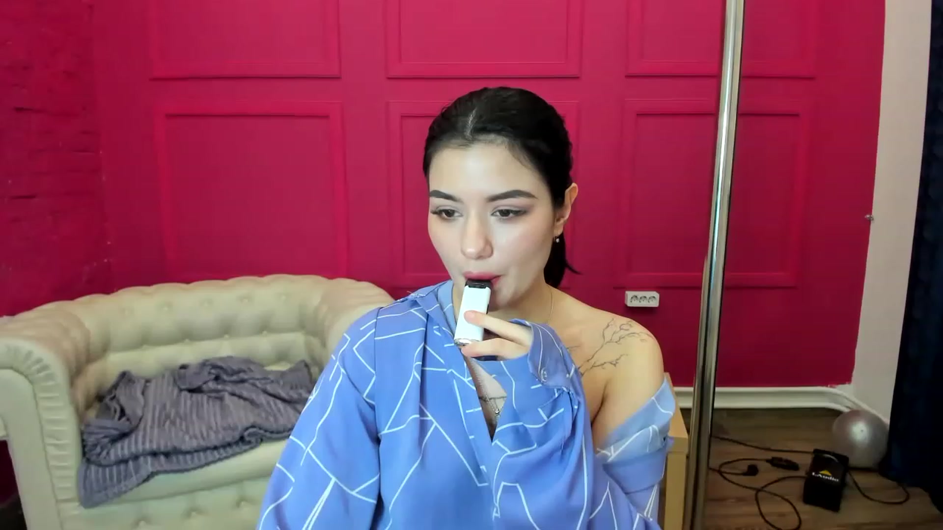 Gallery image thumbnail from MonicaaX's myfreecams stream on, 03/13/2023, 05:26 image 11 of 20