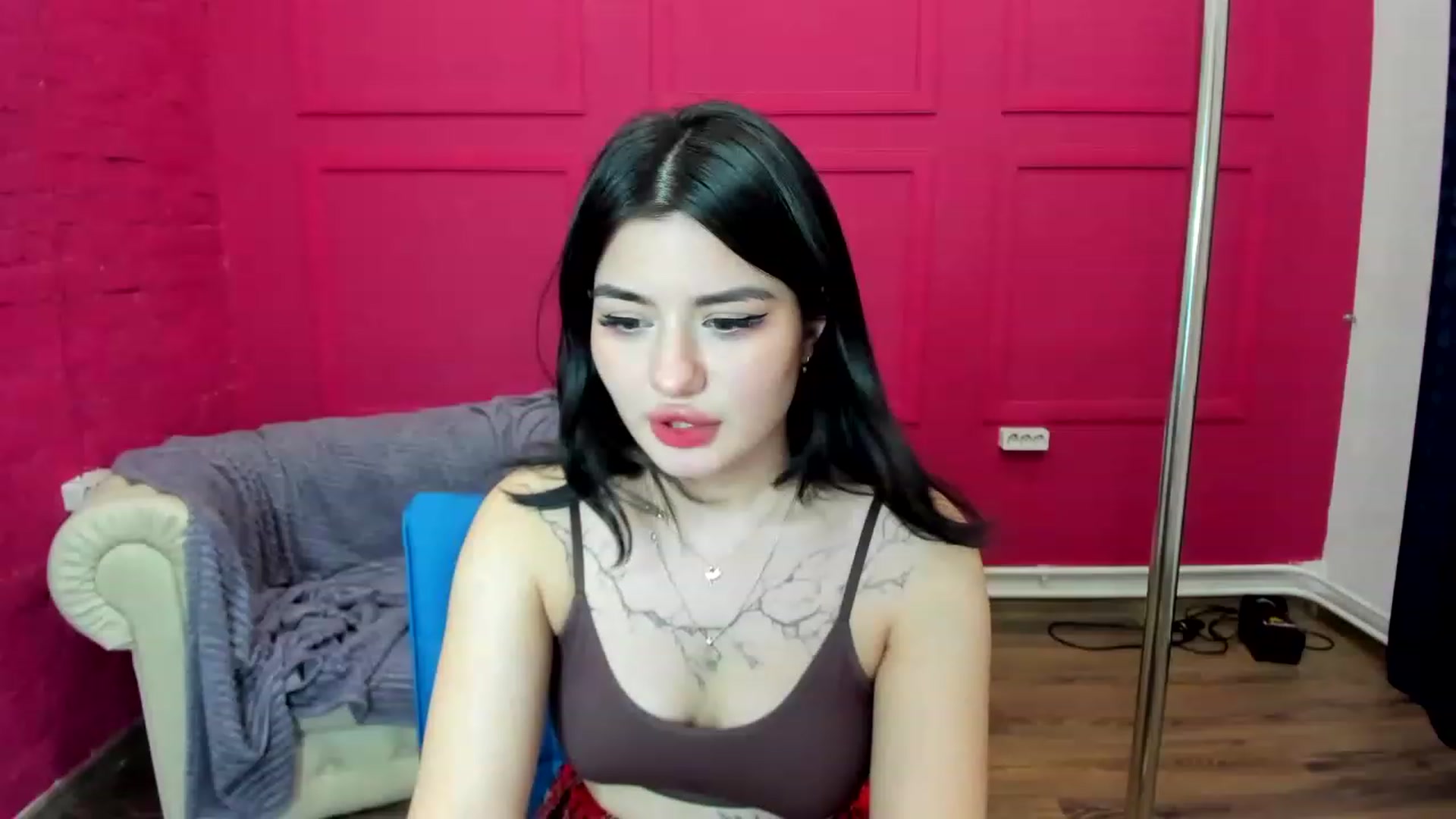 Gallery image thumbnail from MonicaaX's myfreecams stream on, 03/19/2023, 07:04 image 5 of 20