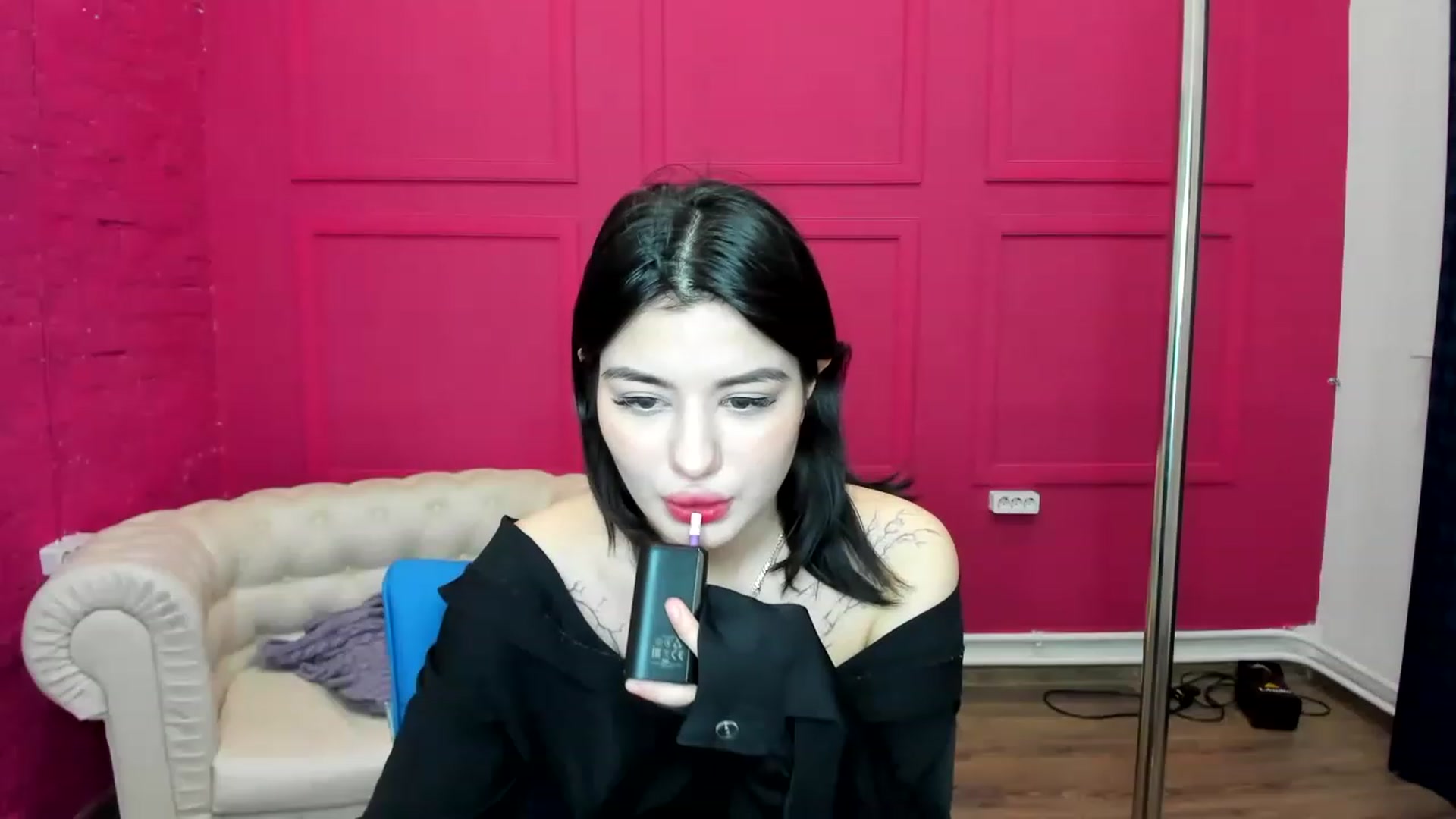 Gallery image thumbnail from MonicaaX's myfreecams stream on, 03/20/2023, 03:01 image 15 of 20