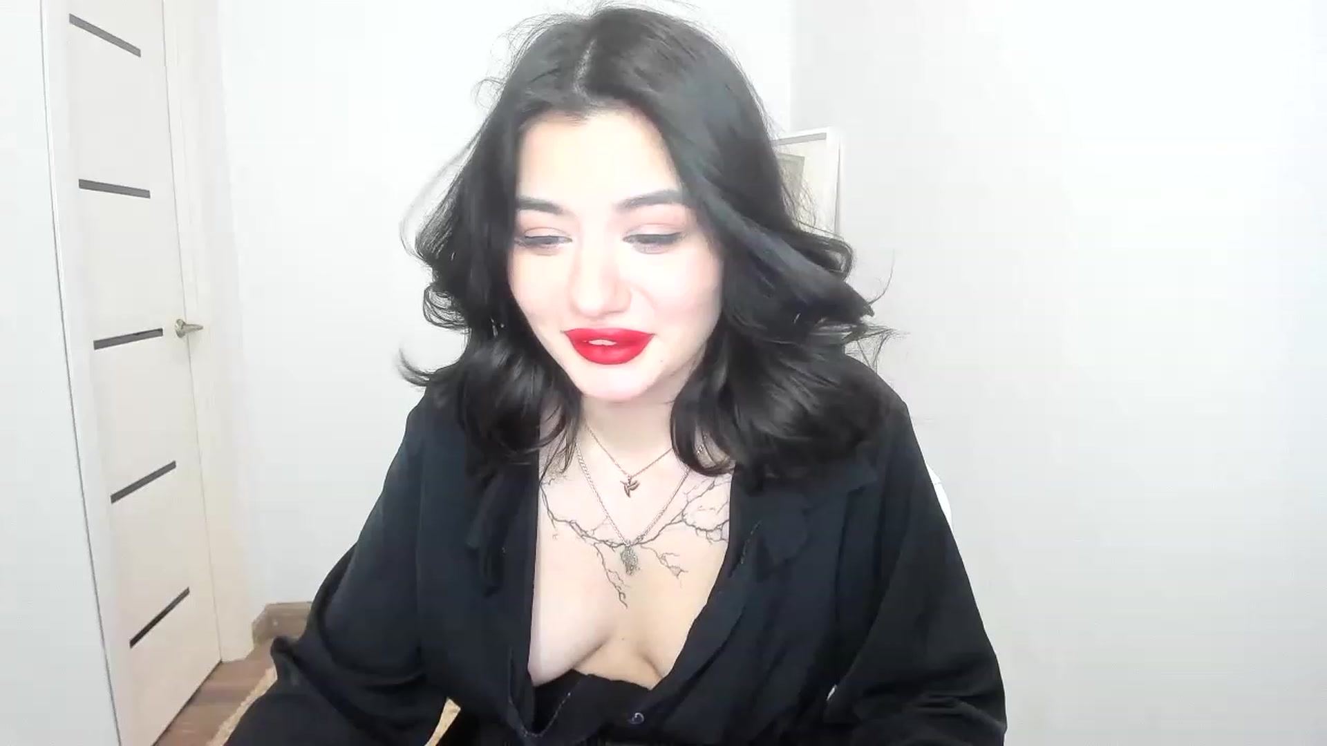 Gallery image thumbnail from MonicaaX's myfreecams stream on, 03/23/2023, 06:34 image 3 of 20