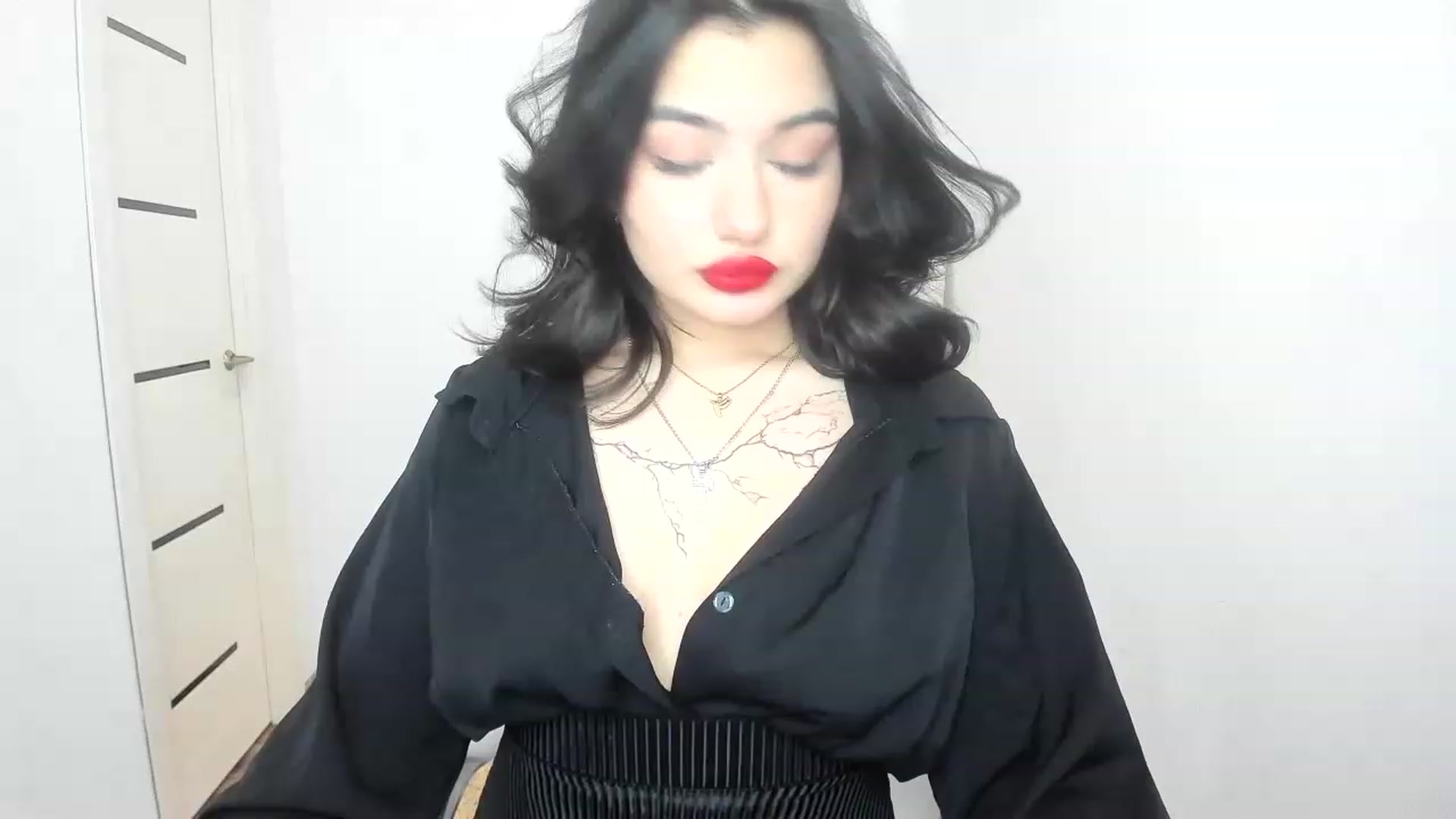 Gallery image thumbnail from MonicaaX's myfreecams stream on, 03/23/2023, 06:34 image 16 of 20