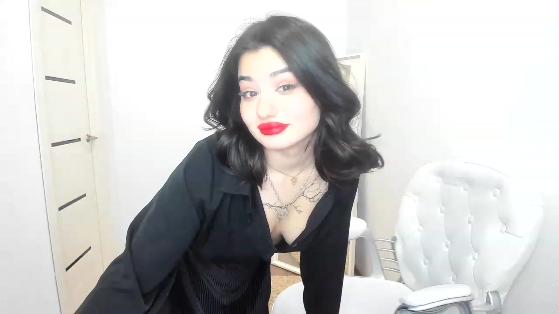 Gallery image thumbnail from MonicaaX's myfreecams stream on, 03/23/2023, 06:34 image 18 of 20