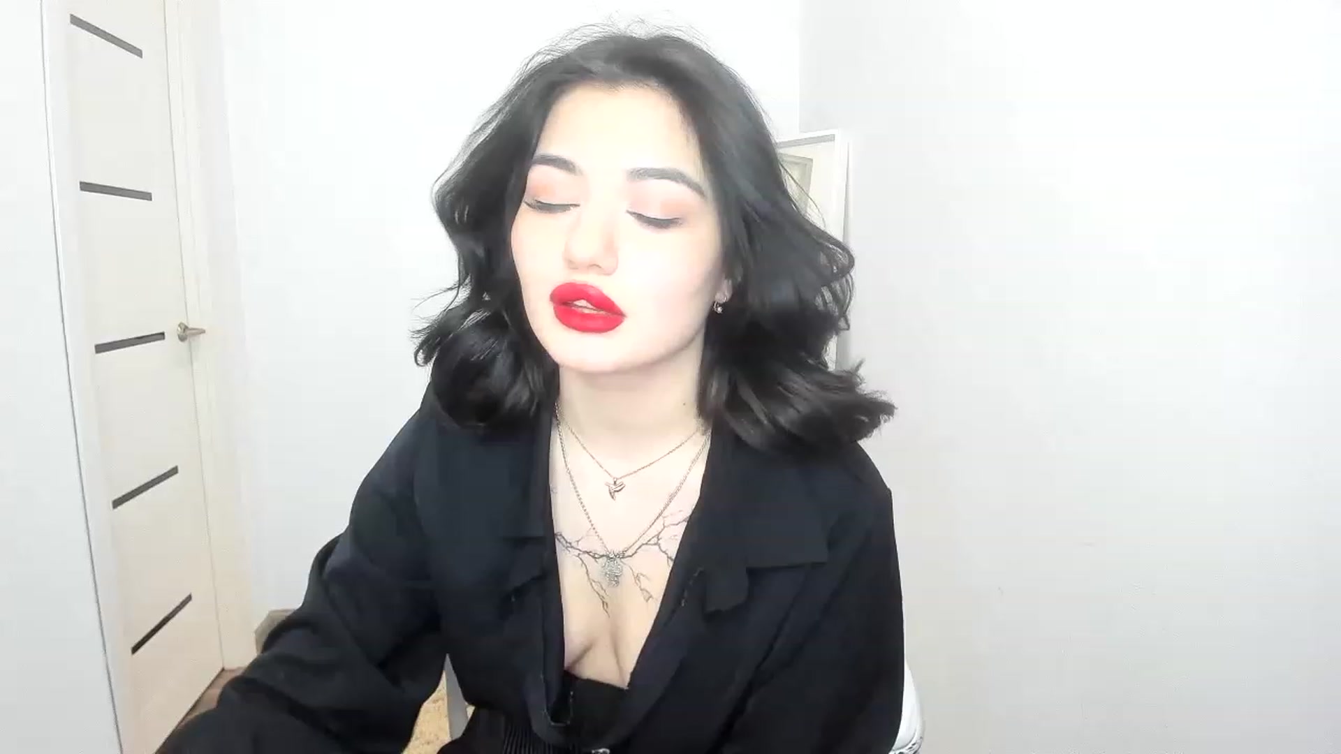 Gallery image thumbnail from MonicaaX's myfreecams stream on, 03/23/2023, 06:34 image 9 of 20