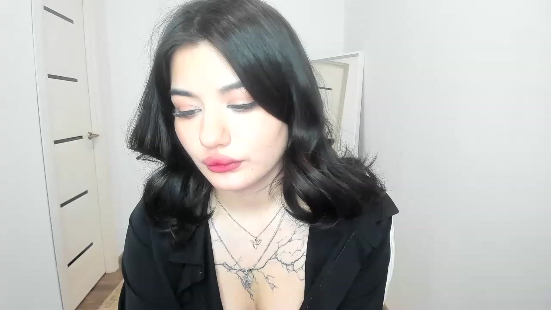 Gallery image thumbnail from MonicaaX's myfreecams stream on, 03/23/2023, 07:13 image 9 of 20
