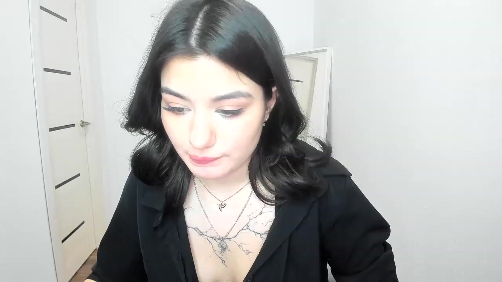 Gallery image thumbnail from MonicaaX's myfreecams stream on, 03/23/2023, 07:13 image 4 of 20
