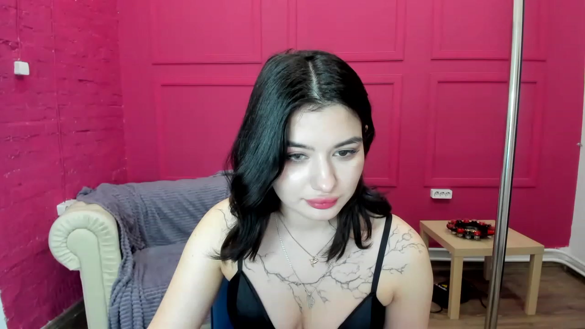 Gallery image thumbnail from MonicaaX's myfreecams stream on, 03/24/2023, 09:30 image 8 of 20