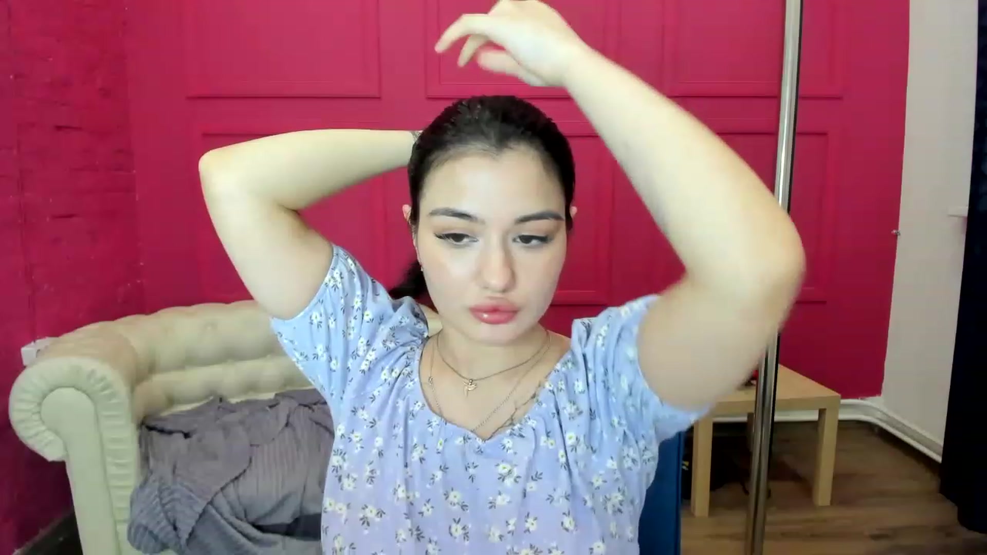 Gallery image thumbnail from MonicaaX's myfreecams stream on, 03/26/2023, 07:51 image 15 of 20