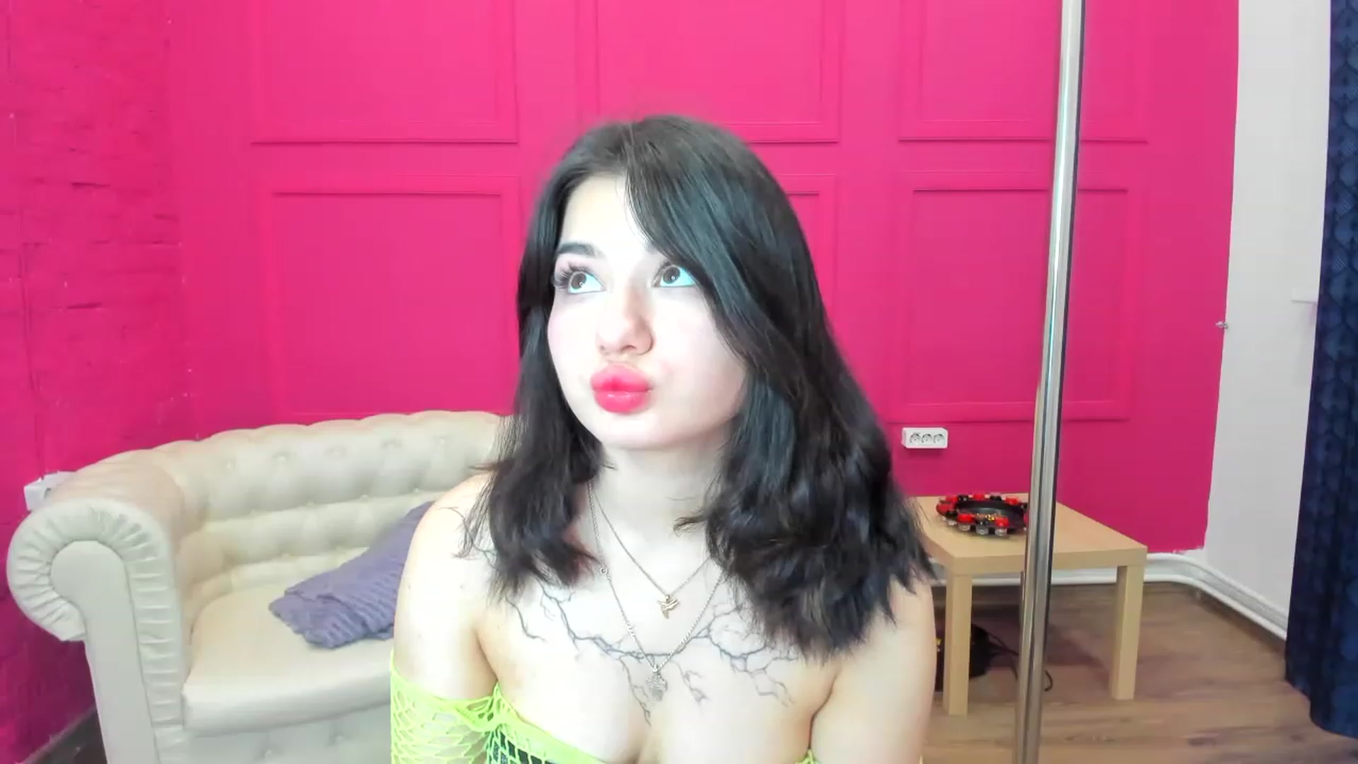 Gallery image thumbnail from MonicaaX's myfreecams stream on, 03/27/2023, 04:26 image 15 of 20