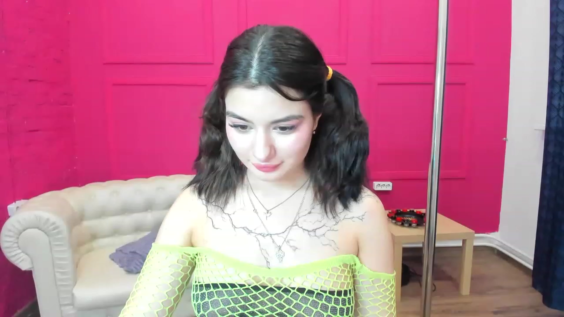 Gallery image thumbnail from MonicaaX's myfreecams stream on, 03/27/2023, 05:12 image 19 of 20