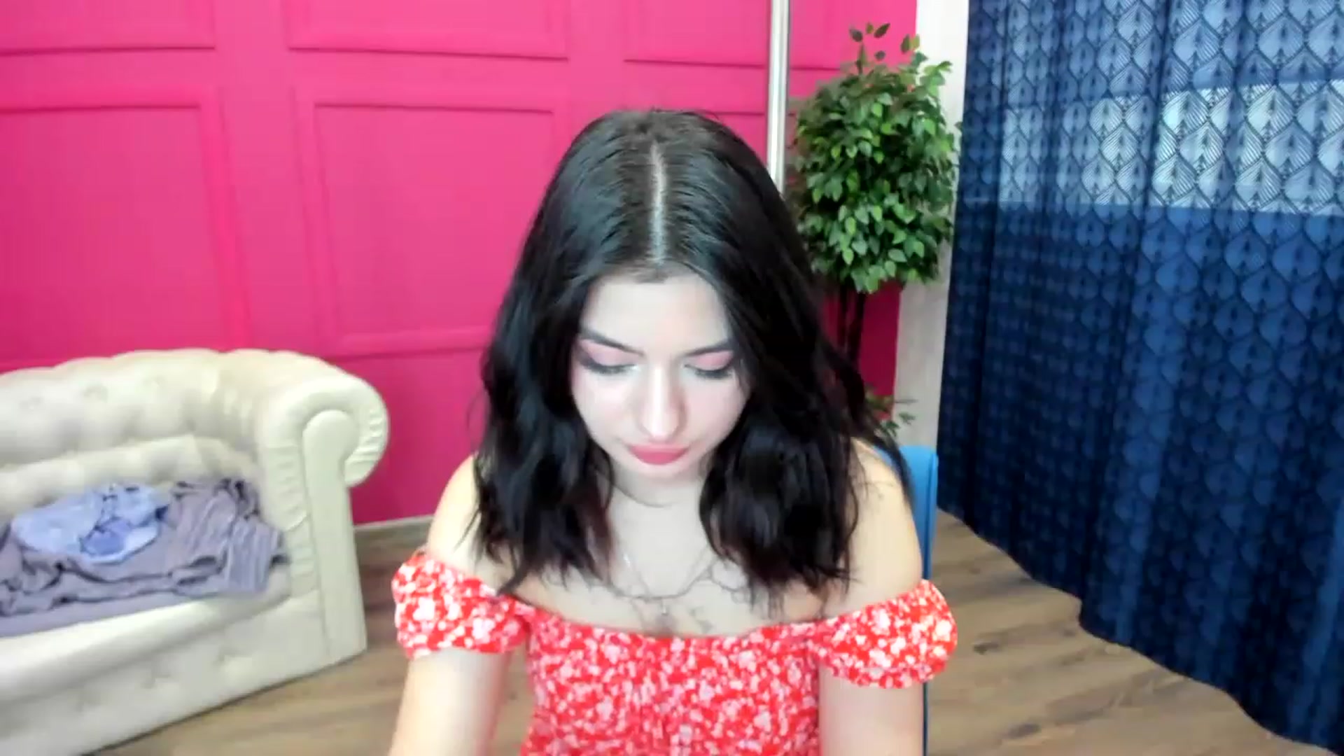Gallery image thumbnail from MonicaaX's myfreecams stream on, 04/03/2023, 05:17 image 10 of 20